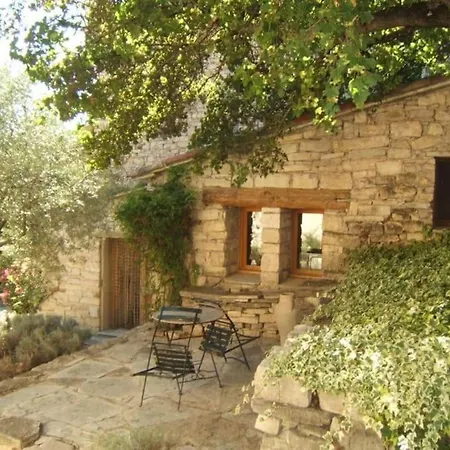 Cute Stone In Provence Revest-Saint-Martin